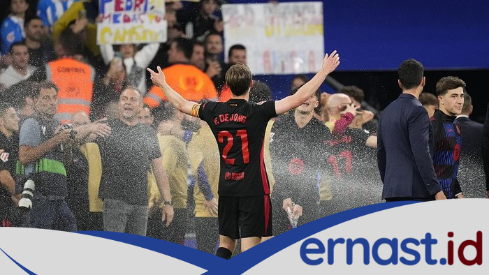 **Hansi Flick dan Mesin Penyemprot Air: KisahSelebrasiBarca di LaLiga 2024/2025**