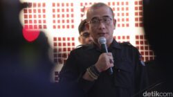 **Eks Ketua KPU Hasyim Asy’ari Terangkan Soal Private Jet dan Logistik Pemilu 2024**