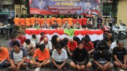 Kelompok Parkir Liar di Jakut Ditangkap, Raup Rp 90 Juta Per Bulan: Kisah Kriminal yang Mengejutkan