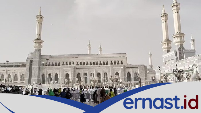 Jemaah Haji RI Dikukuhkan, Jangan Titip Kartu Nusuk-Sandal pada Siapa Pun
