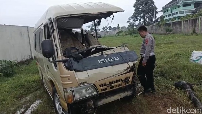 Kecelakaan Maut Elf di Tawangmangu: 5 Penumpang Wisata Meninggal, Petunjuk Lindung Pengemudi