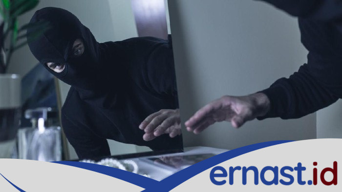 Pria Bogor Curanmor Emas Majikan, Polisi Sita Uang Asing