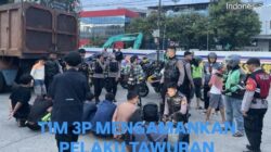 Polisi Sita 10 Pemuda Tawuran di Jakut, Celurit hingga Molotov Jadi Bukti