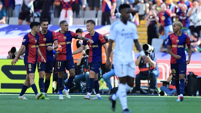 Ancelotti Pujian Konsistensi Barca, Layak Juara Liga Spanyol