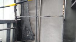 Papan Iklan di Mal Tangsel Terbakar karena Puntung Rokok, Petugas Peringatkan Risiko kebakaran