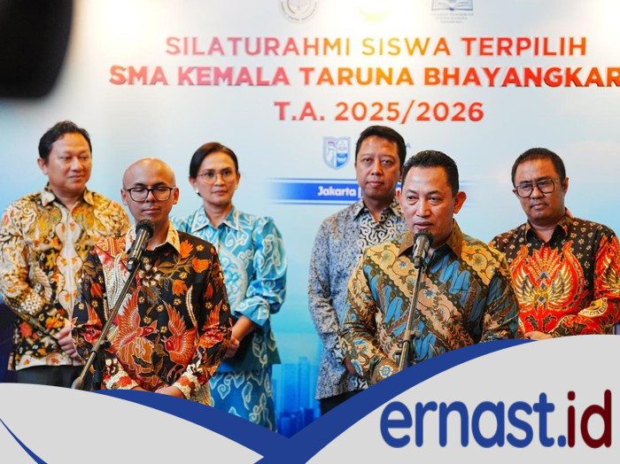 Kapolri Silaturahmi, Beri Motivasi untuk Siswa Terpilih SMA Kemala Taruna Bhayangkara - Update 1