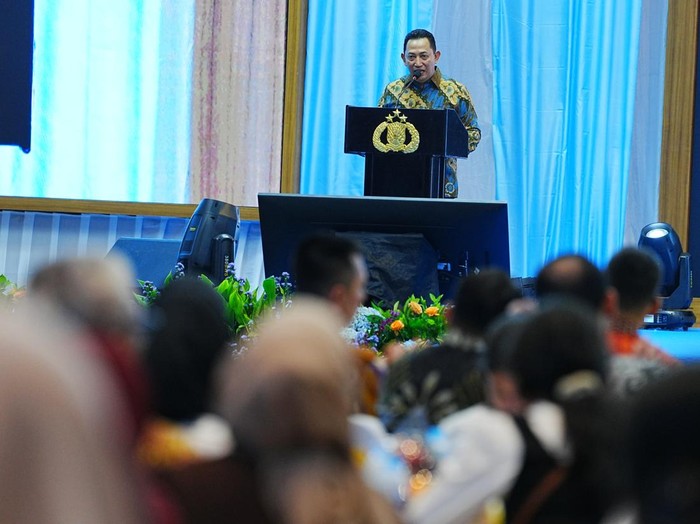 Kapolri Jenderal Listyo Sigit Prabowo: 11.000 Calon Siswa IkutiSeleksi SMA Taruna Kemala Bhayangkara, 119 Terpilih