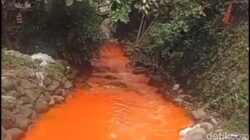 **Air Anak Sungai Citeureup Berubah Oranye, Apa yang Terjadi?**