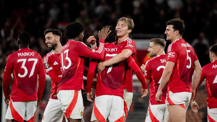 **Mount Yakin Trofi Liga Europa Akan Buat MU Kian Pede Tatap Musim Depan**