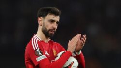 **”Bruno Fernandes ‘Bosan’ Jadi Pemain Terbaik MU, Sentil 3 Nama di tengah Perdebatan Performa”**