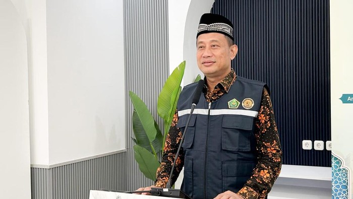 [Judul pertama]
