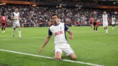 “Tottenham Vs Man Utd: Gol Bersejarah Brennan Johnson! Apakah Ini Awal Mula Kejatuhan Manchester United?”