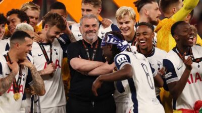 **Tottenham Berkibar di Liga Europa, Bale Puji Postecoglou**