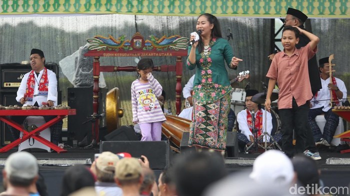 Jakarta Ultah Ke-498: Gaya Hidup Internasional vs Budaya Lokal di Blok M