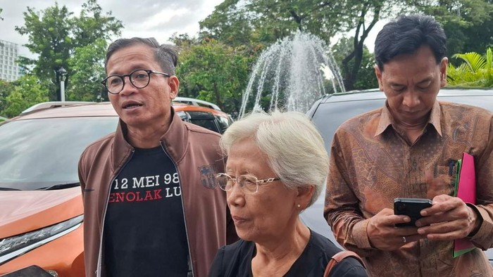 **Usman Hamid Minta Gubernur Pramono Dorong Penangguhan Penahanan Mahasiswa Demo Depan Balkot**