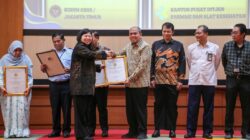“Kemensos Raih Tiga Penghargaan di Ajang IKPA Award 2024, Kinerja Sosial Mengagumkan!”