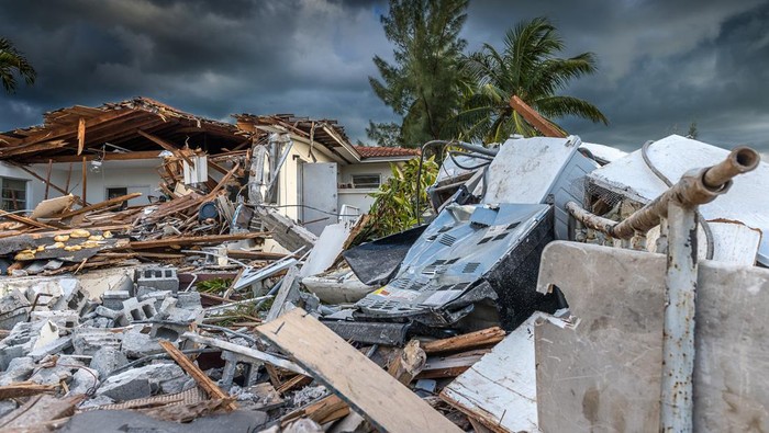 100 Bangunan Rusak Imbas Gempa M 6 Guncang Bengkulu: Dampak dan Respons Pemerintah