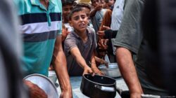 Truk Bantuan Bergerak, Tapi Warga Gaza Masih Menanti Pasokan – Update 1