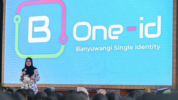 Bupati Ipuk Fiestiandani Perkenalkan Banyuwangi One ID: Akses Layanan Publik Tanpa Ribet dengan NIK