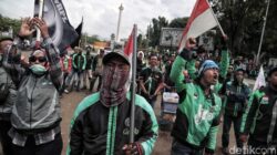 “Istana Cari Solusi: Ojol Ancam Guncang Ekonomi dengan Potongan 10%”