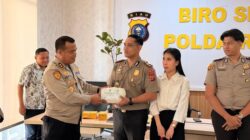 Polda Riau Berikan Kado Istimewa pada Pasangan yang Menikah