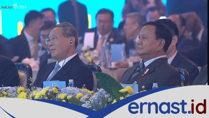 **Prabowo dan PM China Li Qiang Bersama di Akademia Bisnis Indonesia-China 2025**