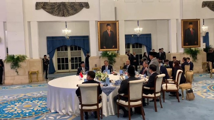 Prabowo Didampingi Didit Makan Siang Bersama PM China, MOU Diteken di Istana