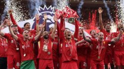 “Setelah 35 Tahun, Liverpool Kembali Menyapu Bersih Liga Inggris di Depan Ribuan Fans Berteriak”