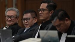 Kubu Hasto Keberatan Penyelidik KPK Jadi Saksi Ahli di Persidangan: Konflik Kekuatan di Balik Ruang Sidang