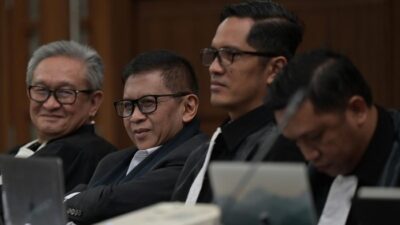 Kubu Hasto Keberatan Penyelidik KPK Jadi Saksi Ahli di Persidangan: Konflik Kekuatan di Balik Ruang Sidang