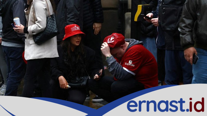 Ada Insiden di Parade Juara Liverpool, Sepakbola Bersimpati, Bola Terjungkal dalam Euforia