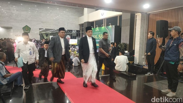 Menag Nasaruddin Umar Pimpin Sidang Isbat Penentuan Idul Adha 2025, Menetapkan Tanggal Perayaan