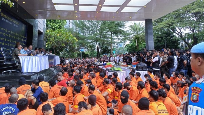 **Warga Puas, Polisi Berantas Premanisme dengan Baik**