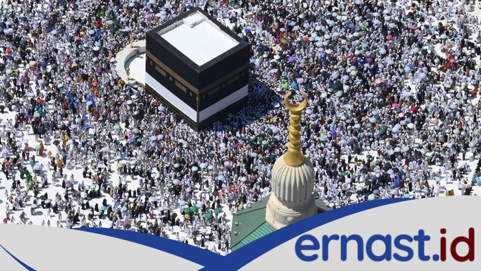 [50 Derajat Celcius di Wukuf: Jemaah Dilarang Keluar Tenda, Apakah Ini Aman?]