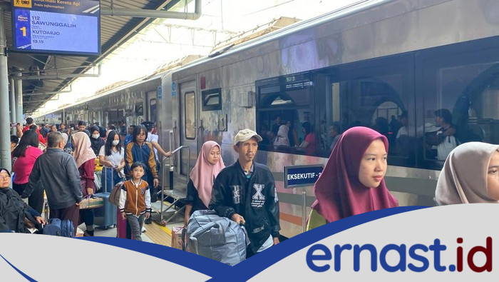 4 Kota Ini Menjadi Magnet Wisatawan di Long Weekend, Kereta Api Penuh!