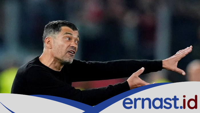 AC Milan Pecat Sergio Conceicao: Gelombang Protes dari Fans