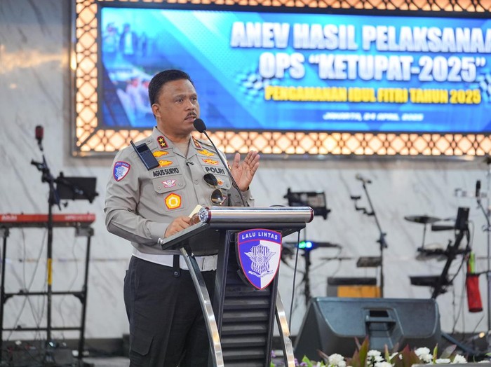 [Kakorlantas Kukuhkan 1 Juni 2025 Sebagai Hari Sosialisasi Dimensi Over Load!]