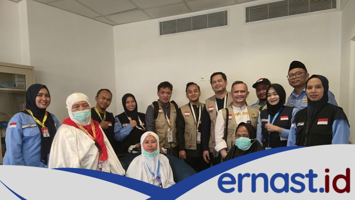 [Timwas Haji DPR Dicari Jemaah RI, Masalah Penginapan Belum Teratasi]