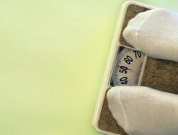 “Hoax! Lemon Tak Bisa Pangkas Lemak, Tapi Ini Rahasia Diet yang Jarang Diketahui!”