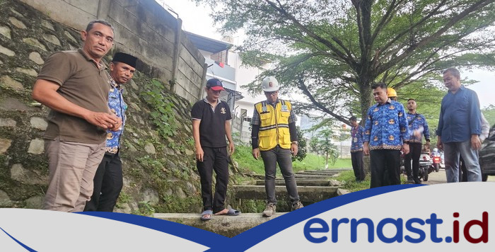 **Wawalkot Tangsel Tinjau Banjir, Petakan Solusi untuk Warga Rawan Banjir**
