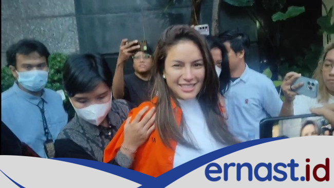 **Kala Pelimpahan Perkara Nikita Mirzani Tertunda, Pemeriksaan Rp 4 Miliar Jadi Sorotan**