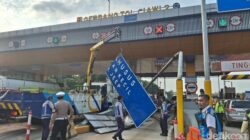 5 Fakta Mengerikan Tabrakan Beruntun Truk di GT Ciawi yang Bikin Gerbang Tol Porak-poranda