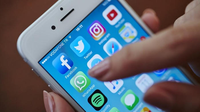 **Diamankannya Pasangan Sesama Jenis di Bengkalis Setelah Live Mesum di TikTok**