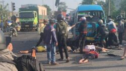 **Penampakan Kecelakaan Maut di Pasuruan, Korban Bergelimpangan di Jalan** – Tragedi Tak Terduga di Jalan Raya | #KecelakaanPasuruan #BencanaJalan