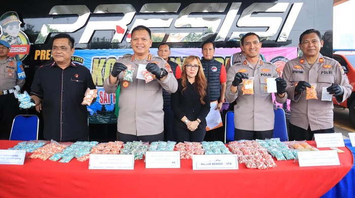 Bekasi-Depok Bersih dari Narkoba: Ribuan Ekstasi dan Sabu Ditangkap!