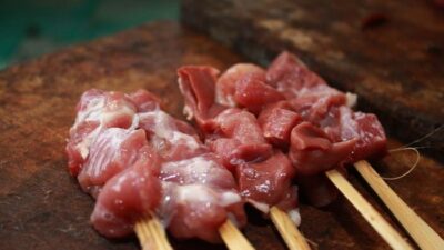 “Daging Bisa Jadi Musuh? Waspadai Keluhan Perut Setelah Makan!”