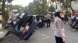 “Penampakan Menakjubkan: Kecelakaan Maut Mobil di Bogor, Tampak Bertumpuk”