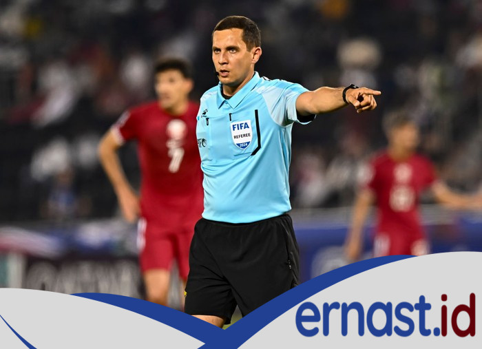 Media China: Harapan Tak Bias atas Wasit Rustam Lutfullin di Indonesia vs China