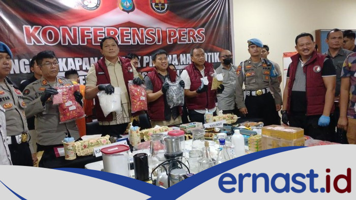 Polisi Bongkar Minilab Narkoba di Apartemen Kawasan Harbourbay Batam - Update 1