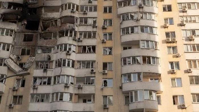 Serangan Balasan Rusia ke Ukraina: 4 Tewas, 20 Luka dalam Serbuan Rudal dan Drone